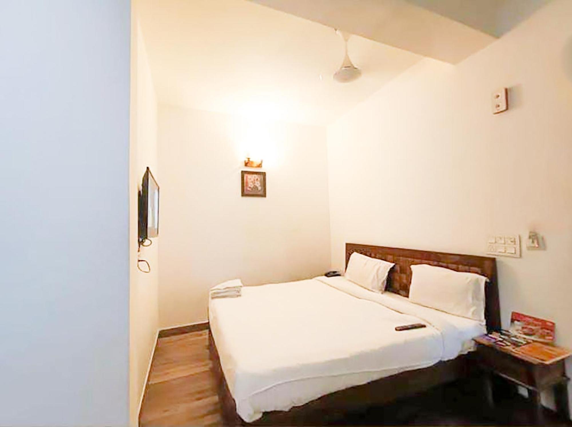 Hotel Blu - Saket Dlf Avenue 3*